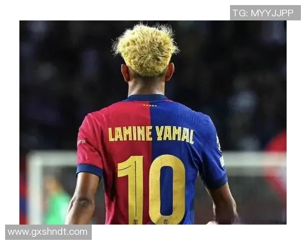 里瓦尔多足球明星的辉煌历程与对足球的深远影响分析 里瓦尔多足球明星的辉煌历程与对足球的深远影响分析